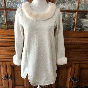 Like New Soft Surroundings Faux Fur white Apres tunic